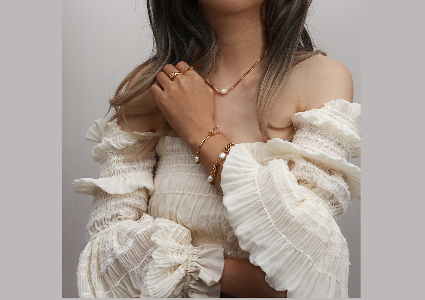 Product Name: Freshwater Pearl Charm Bracelet | 18K Gold-Plated 6 mm Cuban Chain | Wild & Nourished Jewellery